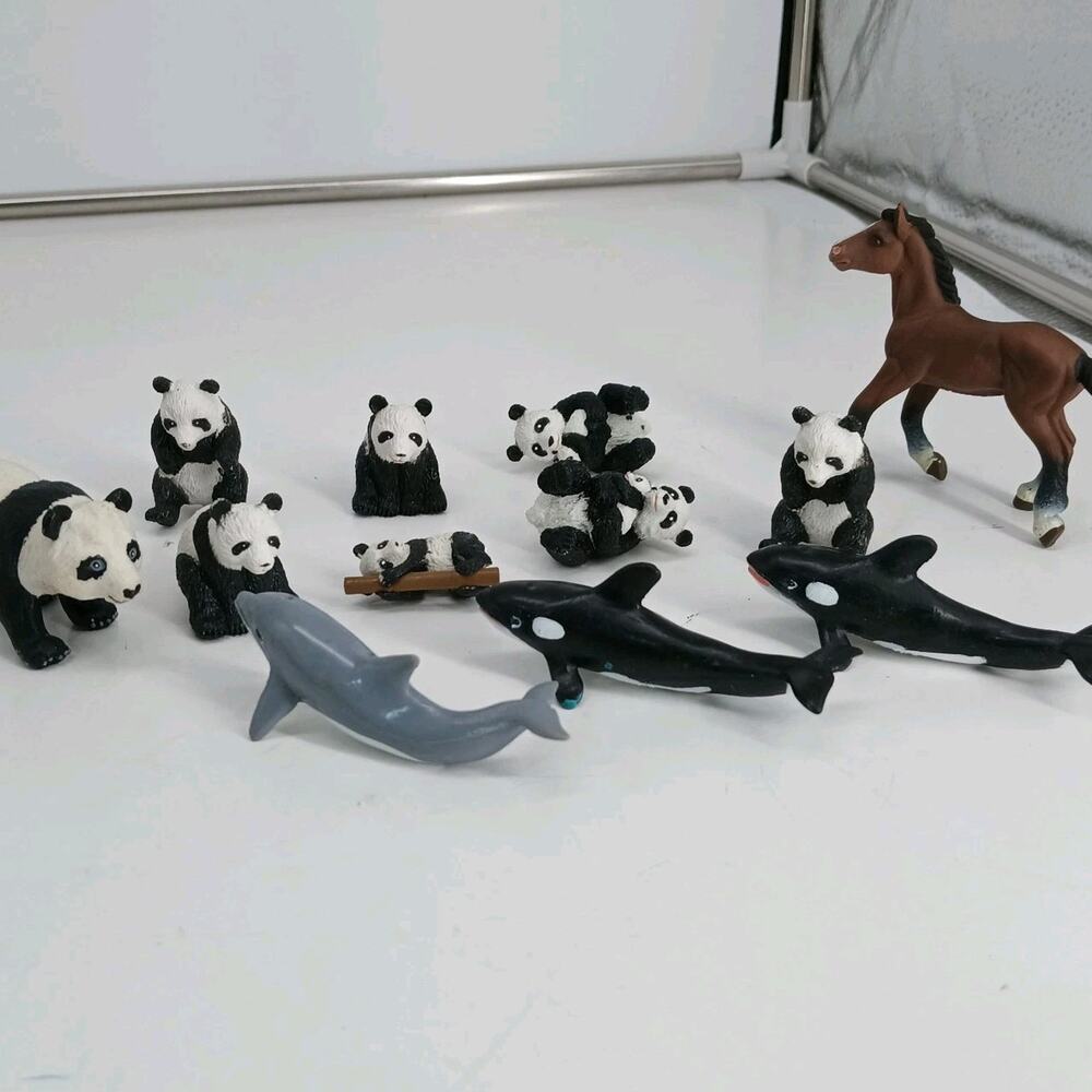 12X Vtg Safari Ltd Pandas Whales Horse Dolphin Animal Action Figure Toy Wildlife